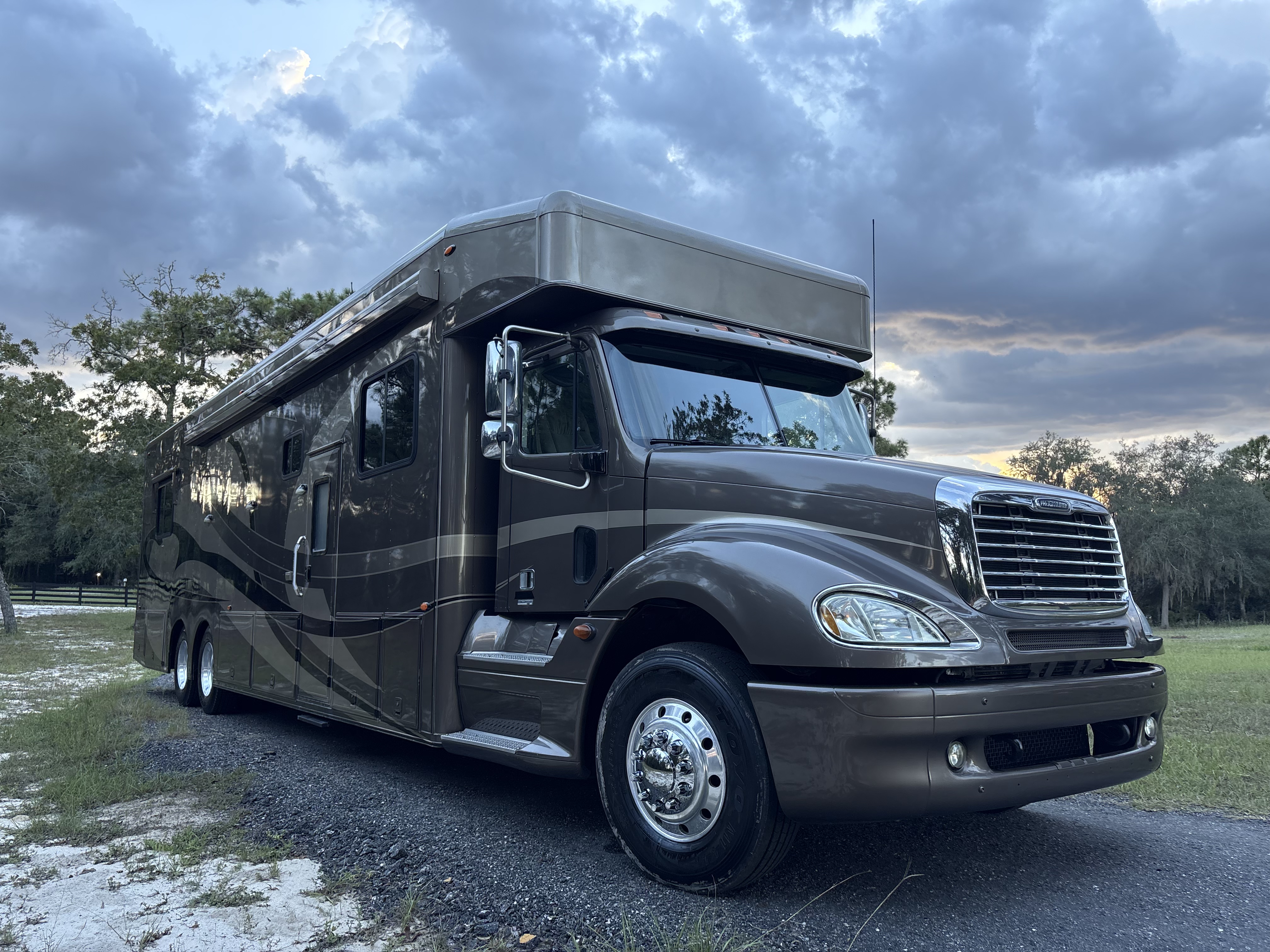 Used 2007 NRC 45' Motorcoach